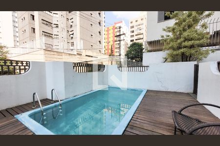 Apartamento à venda com 112m², 3 quartos e 2 vagas Apartamento à venda com 112m², 3 quartos e 2 vagasÁrea comum - Piscina