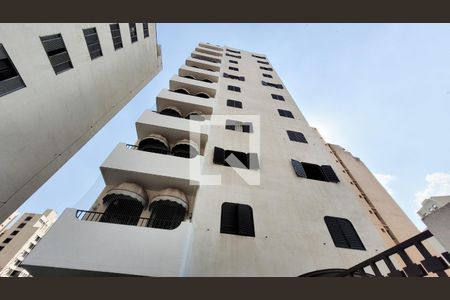 Apartamento à venda com 112m², 3 quartos e 2 vagas Apartamento à venda com 112m², 3 quartos e 2 vagasFachada