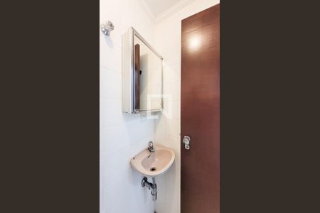 Apartamento à venda com 112m², 3 quartos e 2 vagas Apartamento à venda com 112m², 3 quartos e 2 vagasBanheiro de serviço