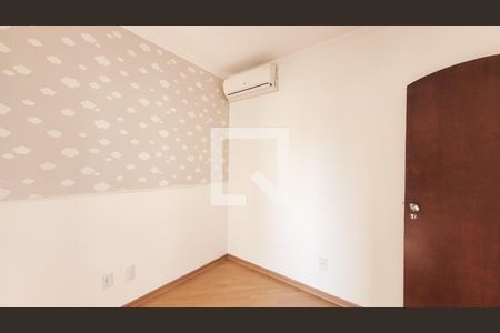 Apartamento à venda com 112m², 3 quartos e 2 vagas Apartamento à venda com 112m², 3 quartos e 2 vagasQuarto 1