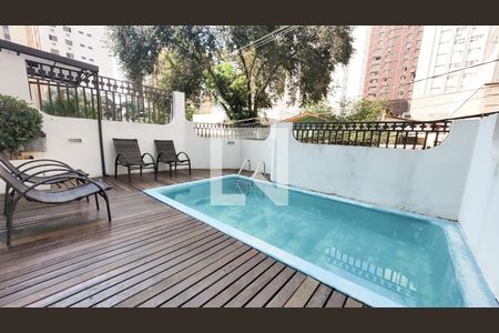 Apartamento à venda com 112m², 3 quartos e 2 vagas Apartamento à venda com 112m², 3 quartos e 2 vagasÁrea comum - Piscina