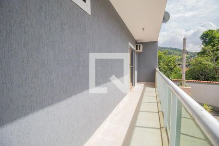Casa de condomínio à venda com 268m², 4 quartos e 1 vaga Casa de condomínio à venda com 268m², 4 quartos e 1 vagaVaranda da Suíte