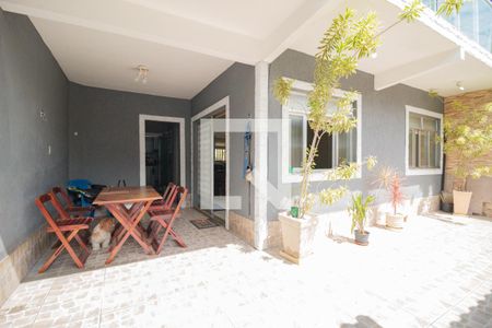 Casa de condomínio à venda com 268m², 4 quartos e 1 vaga Casa de condomínio à venda com 268m², 4 quartos e 1 vagaQuintal