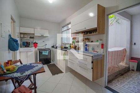 Casa de condomínio à venda com 268m², 4 quartos e 1 vaga Casa de condomínio à venda com 268m², 4 quartos e 1 vagaCozinha