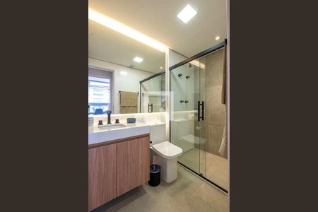 Banheiro de apartamento à venda com 1 quarto, 40m² em Pinheiros, São Paulo