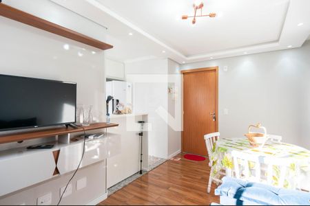 Sala de apartamento para alugar com 2 quartos, 50m² em Jardim Íris, São Paulo