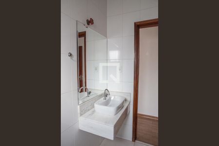 Casa à venda com 500m², 3 quartos e 1 vagaBanheiro da Suíte 2