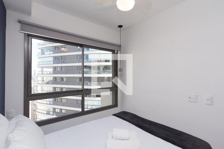 Studio à venda com 27m², 1 quarto e sem vagaSuíte 
