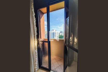 Apartamento à venda com 80m², 2 quartos e 2 vagas Apartamento à venda com 80m², 2 quartos e 2 vagasSuíte