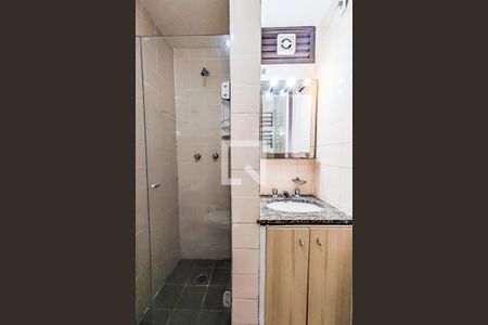 Apartamento à venda com 80m², 2 quartos e 2 vagas Apartamento à venda com 80m², 2 quartos e 2 vagasBanheiro da Suíte