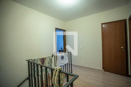 Casa à venda com 250m², 1 quarto e sem vagaHall - Piso Superior