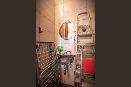 Casa à venda com 250m², 1 quarto e sem vagaBanheiro de Serviço