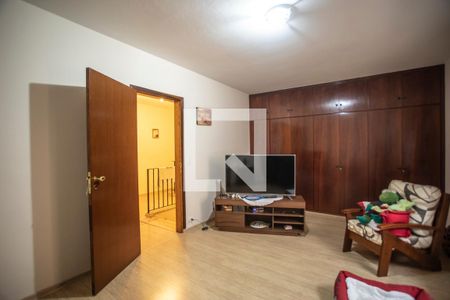 Casa à venda com 250m², 1 quarto e sem vagaQuarto 1 - Armários