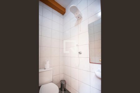 Casa à venda com 250m², 1 quarto e sem vagaBanheiro de Serviço 2