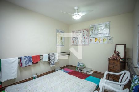 Casa à venda com 250m², 1 quarto e sem vagaEdicola - Quarto