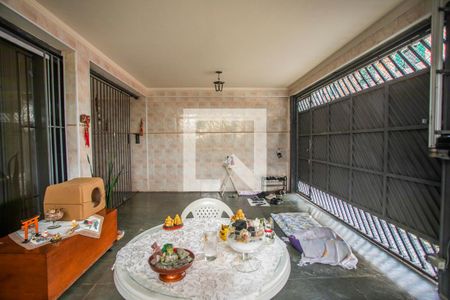 Casa à venda com 250m², 1 quarto e sem vagaGaragem
