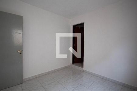 Quarto de casa para alugar com 1 quarto, 40m² em Mutinga, Osasco