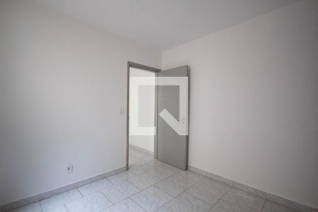 Quarto de casa para alugar com 1 quarto, 40m² em Mutinga, Osasco