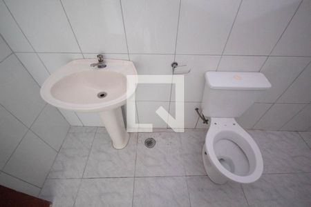 Banheiro de casa para alugar com 1 quarto, 40m² em Mutinga, Osasco