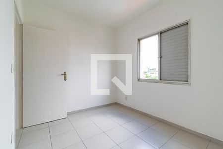 Apartamento para alugar com 107m², 3 quartos e 2 vagasQuarto 2