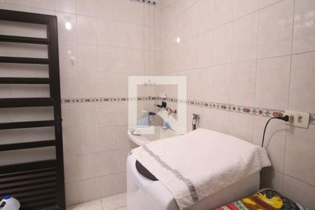 Casa à venda com 217m², 3 quartos e 6 vagasÁrea de Serviço