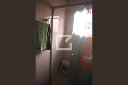 Casa à venda com 217m², 3 quartos e 6 vagasBanheiro