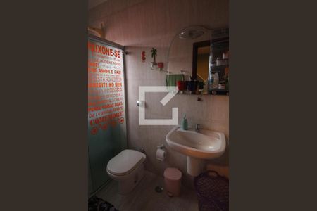 Casa à venda com 217m², 3 quartos e 6 vagasBanheiro