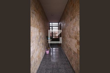 Casa à venda com 217m², 3 quartos e 6 vagasCorredor 