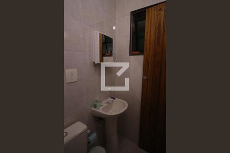 Casa à venda com 217m², 3 quartos e 6 vagasBanheiro