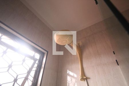 Casa à venda com 217m², 3 quartos e 6 vagasBanheiro