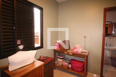 Casa à venda com 217m², 3 quartos e 6 vagasQuarto 2