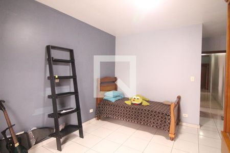 Casa à venda com 217m², 3 quartos e 6 vagasQuarto 1