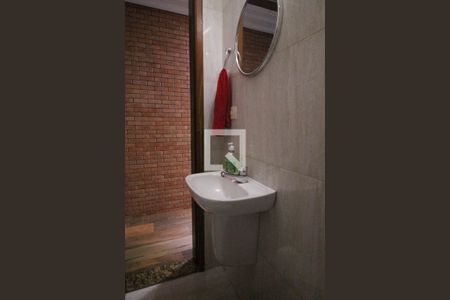 Banheiro de casa à venda com 3 quartos, 217m² em Vila Guilherme, São Paulo