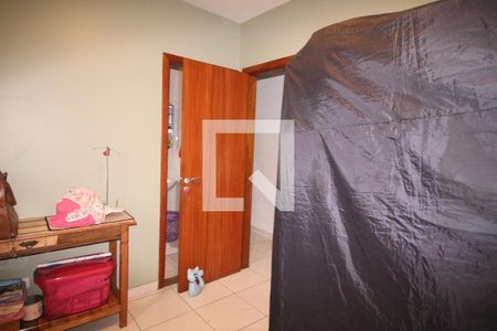 Casa à venda com 217m², 3 quartos e 6 vagasQuarto 2