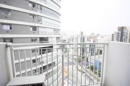 Apartamento para alugar com 27m², 1 quarto e sem vagaVaranda