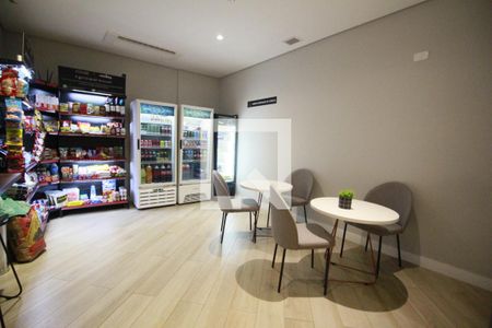 Apartamento para alugar com 27m², 1 quarto e sem vagaMercado 24 horas