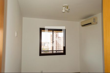 Apartamento à venda com 93m², 2 quartos e 1 vagaQuarto 2