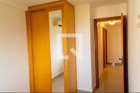 Apartamento à venda com 93m², 2 quartos e 1 vagaQuarto 2