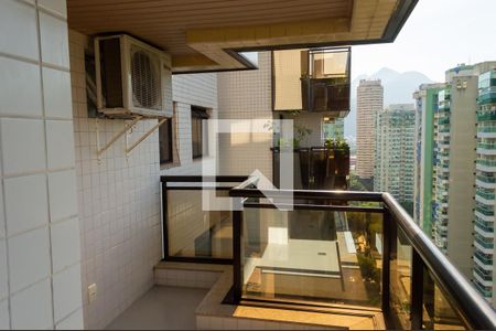 Apartamento à venda com 93m², 2 quartos e 1 vagaVaranda da Sala