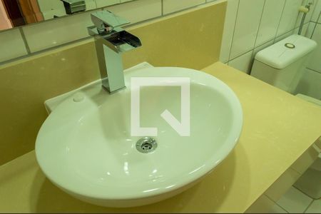 Apartamento à venda com 93m², 2 quartos e 1 vagaBanheiro Social