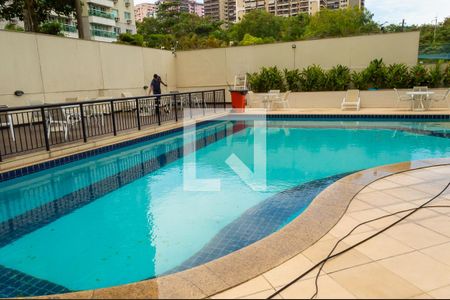 Apartamento à venda com 93m², 2 quartos e 1 vagaÁrea comum - Piscina