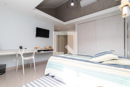 Casa de condomínio à venda com 400m², 3 quartos e 4 vagasQuarto 2 - Suíte