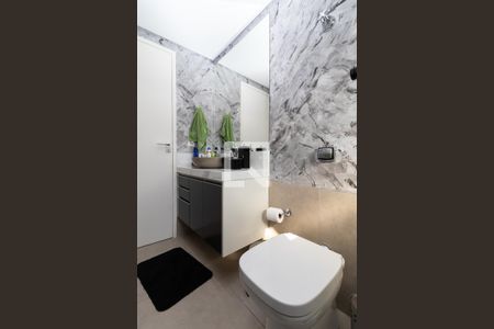 Casa de condomínio à venda com 400m², 3 quartos e 4 vagasBanheiro da Suíte 3