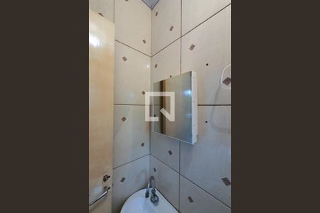 Banheiro de casa para alugar com 1 quarto, 70m² em Vila Dom Pedro I, São Paulo