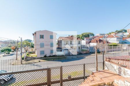 Vista de casa à venda com 3 quartos, 181m² em Partenon, Porto Alegre