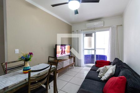 Sala de apartamento para alugar com 2 quartos, 70m² em Guilhermina, Praia Grande