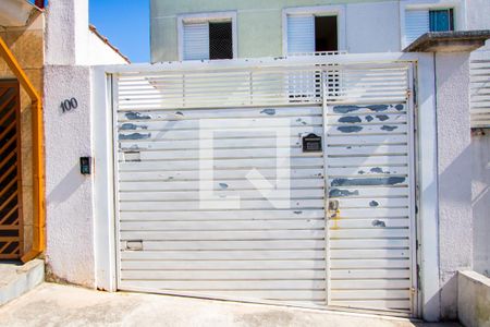 Apartamento à venda com 48m², 2 quartos e 1 vaga Apartamento à venda com 48m², 2 quartos e 1 vagaFachada