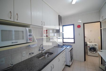 Apartamento à venda com 89m², 3 quartos e 2 vagasCozinha