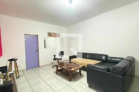 Casa à venda com 300m², 5 quartos e 3 vagasSala de TV