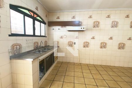 Casa à venda com 300m², 5 quartos e 3 vagasCozinha